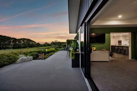 Photo of property in 6 Aytoun Street, Opunake, 4616