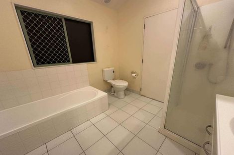 Photo of property in 2c Glen Road, Ranui, Auckland, 0612