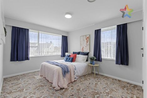 Photo of property in 3 Earlston Grove, Avalon, Lower Hutt, 5011