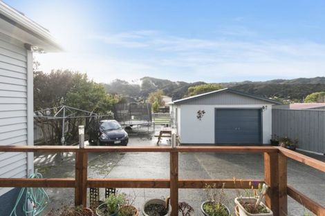 Photo of property in 13 Main Road, Wainuiomata, Lower Hutt, 5014