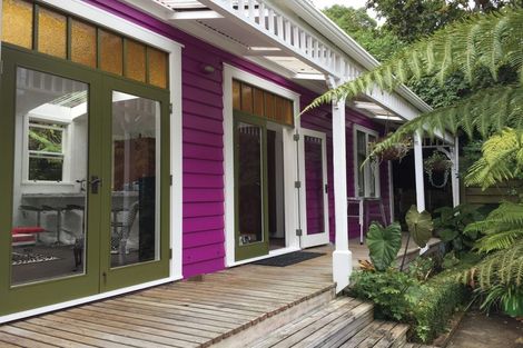 Photo of property in 1 Haines Terrace, Aro Valley, Wellington, 6021