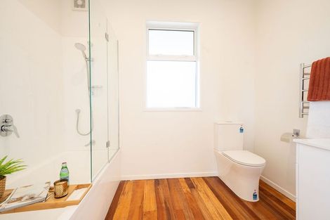 Photo of property in 32 Valley Road, Hikurangi, 0114