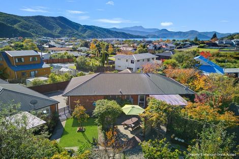 Photo of property in 76 Moana View Road, Waikawa, Picton, 7220