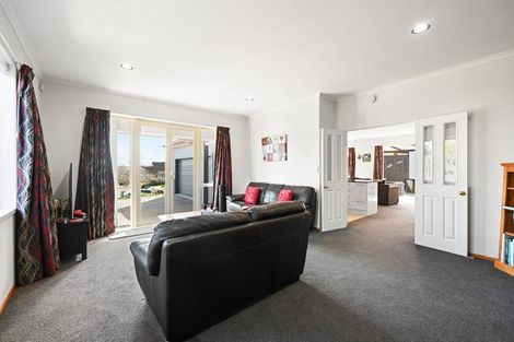 Photo of property in 18 Chapel Hill, Rototuna, Hamilton, 3210