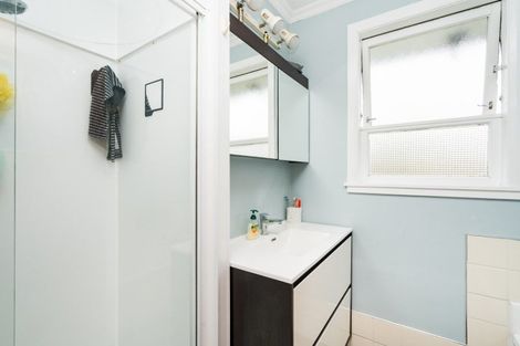 Photo of property in 87 Sutherland Crescent, Westbrook, Palmerston North, 4412