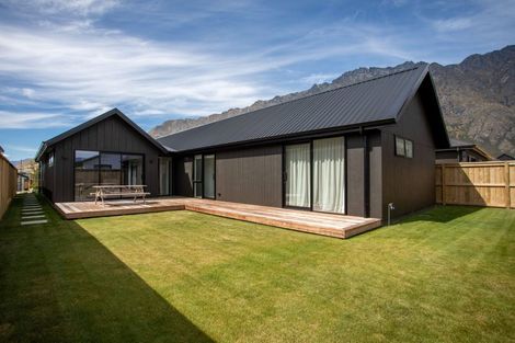 Photo of property in 6 Cheviot Street, Jacks Point, 9371