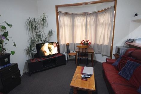 Photo of property in 7 Murray Street, Island Bay, Wellington, 6023