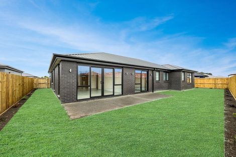 Photo of property in 35 Bill Hammond Drive, Belfast, Christchurch, 8051