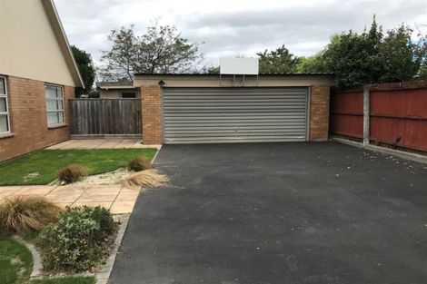 Photo of property in 1 Rutherglen Avenue, Ilam, Christchurch, 8041
