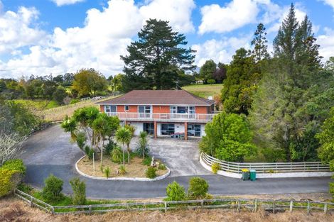 Photo of property in 58 Burns Lane, Kumeu, 0892
