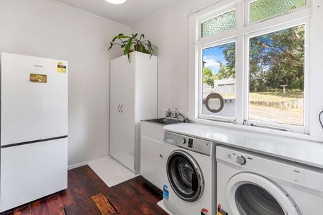 Photo of property in 55 Great North Road, Saint Johns Hill, Whanganui, 4501