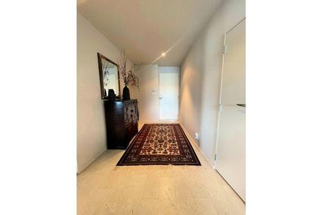 Photo of property in Beau Port Apartments, 30 The Crescent, Roseneath, Wellington, 6011