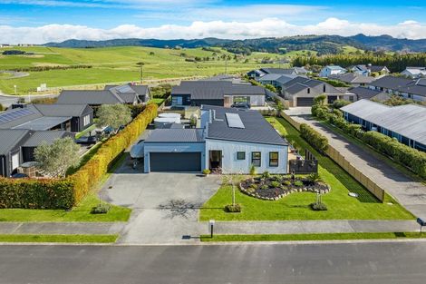 Photo of property in 5 Awanui Crescent, Matakana, Warkworth, 0985