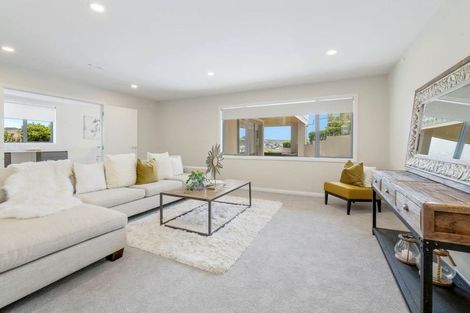 Photo of property in 7 Bounty Road, Long Bay, Auckland, 0630