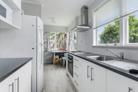 Photo of property in 24 Ronald Place, Manurewa, Auckland, 2102