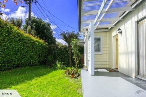 Photo of property in 1/40 Nile Road, Milford, Auckland, 0620