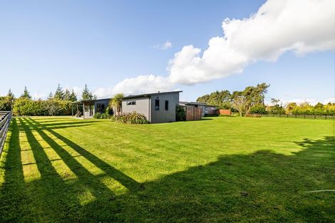 Photo of property in 5/454 Stoney Creek Road, Kelvin Grove, Palmerston North, 4470