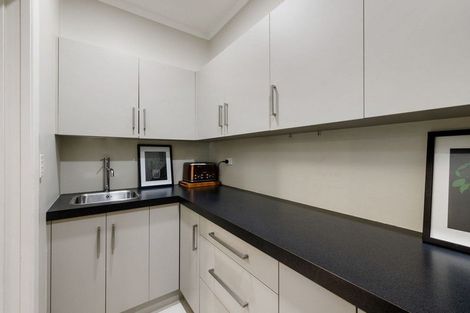 Photo of property in 4a Queen Street, Cambridge, 3434