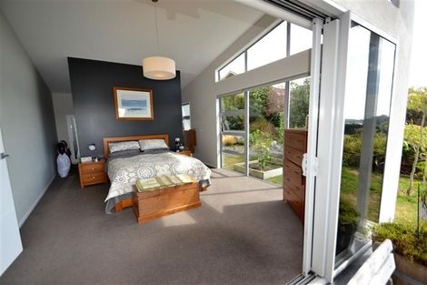 Photo of property in 6 Ribbonwood Lane, Robinsons Bay, 7581