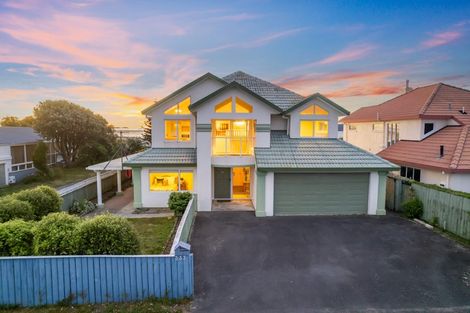 Photo of property in 333 Rosetta Road, Raumati Beach, Paraparaumu, 5032