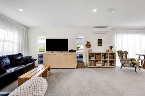 Photo of property in 18a Jules Crescent, Bell Block, New Plymouth, 4312