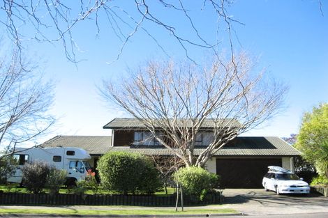 Photo of property in 49 James Cook Street, Havelock North, 4130