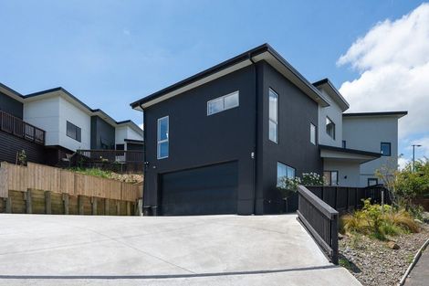 Photo of property in 1 Vaucluse Heights, Fitzherbert, Palmerston North, 4410