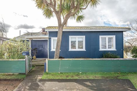 Photo of property in 84 Liverpool Street, Whanganui, 4500