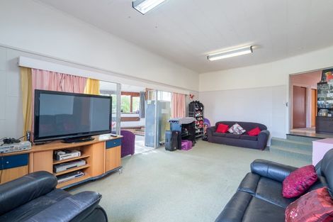 Photo of property in 41 Aorangi Road, Paraparaumu, 5032