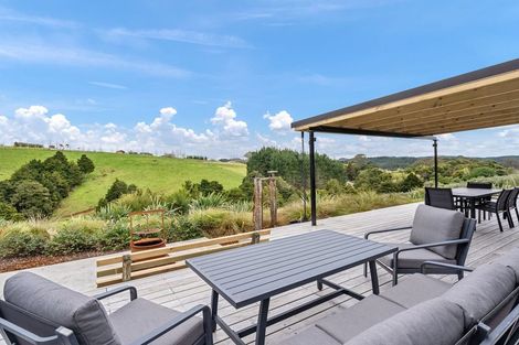 Photo of property in 29 Lauries Drive, Kauri, Kamo, 0185