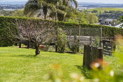 Photo of property in 130 Point View Drive, East Tamaki Heights, Auckland, 2016