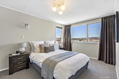 Photo of property in 23 Freyberg Street, Lyall Bay, Wellington, 6022