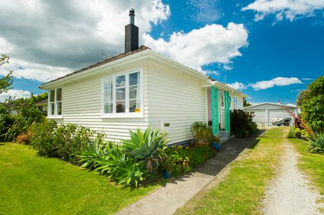 Photo of property in 32 Grafton Road, Te Hapara, Gisborne, 4010