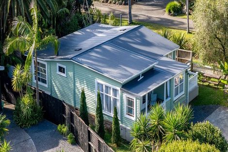 Photo of property in 30 Florance Avenue, Russell, 0202