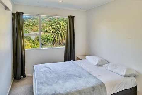 Photo of property in 3 Ayton Drive, Whitby, Porirua, 5024