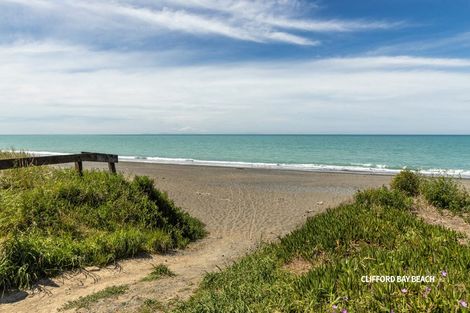 Photo of property in 6 Schwass Street, Seddon, 7210