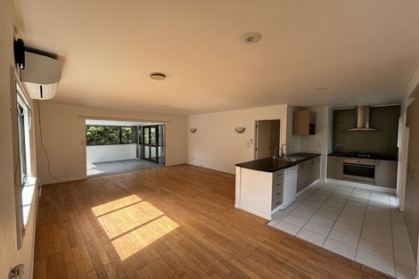 Photo of property in 41 D'oyly Drive, Stanmore Bay, Whangaparaoa, 0932
