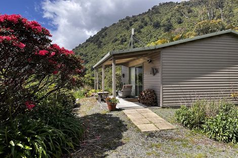 Photo of property in 20 Golden Sands Road, Barrytown, Runanga, 7873