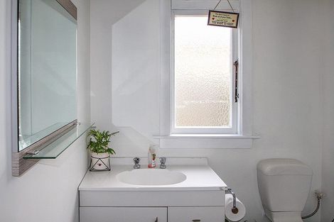 Photo of property in 5 Conway Street, Oamaru North, Oamaru, 9400