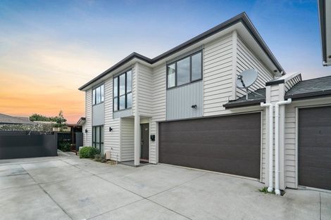Photo of property in 15 Rosarina Lane, Takanini, 2112