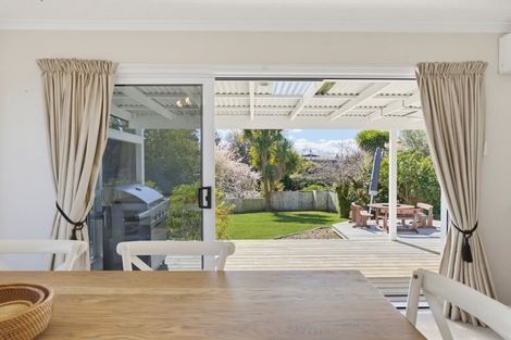 Photo of property in 48 Gillies Avenue, Taupo, 3330