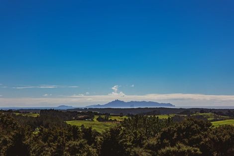 Photo of property in 34 Aroha Road, Te Arai, Wellsford, 0975