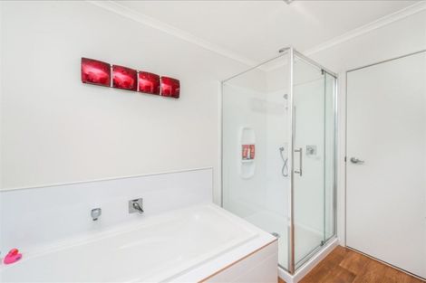 Photo of property in 27 Longbow Terrace, Flagstaff, Hamilton, 3210