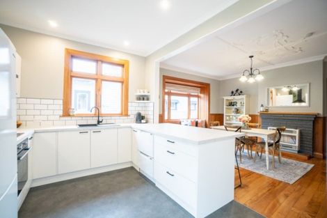 Photo of property in 24 Thomson Street, West End, Palmerston North, 4412