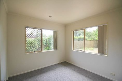 Photo of property in 6 Blackwood Drive, Wattle Downs, Auckland, 2103