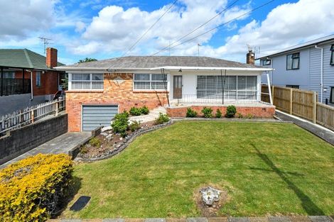 Photo of property in 1 Sterling Avenue, Manurewa East, Auckland, 2102