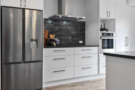 Photo of property in 128 Adler Drive, Ohauiti, Tauranga, 3112