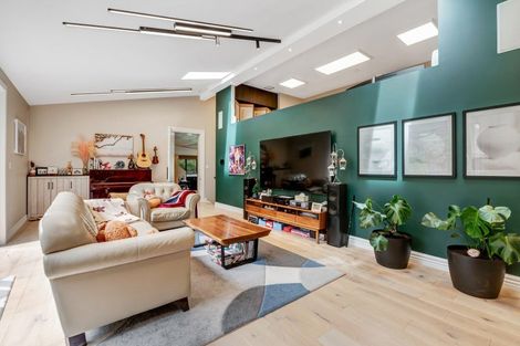 Photo of property in 295 Kanohi Road, Kaukapakapa, 0873