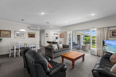 Photo of property in 284 No 3 Road, Te Puke, 3183