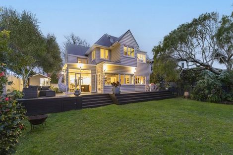 Photo of property in 130 Karori Road, Karori, Wellington, 6012